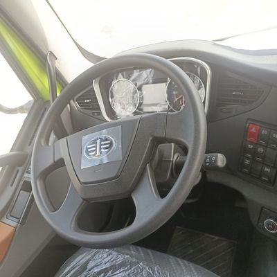 Gebruikte zware dieseltruck J6p420HP voor het trekken van een halve aanhangwagen met een laadvermogen van 31-40 t