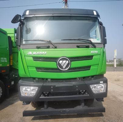 Gebruikte dumptruck met luchtophanging en een capaciteit van 400 liter brandstoftank