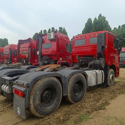Gebruikte zware vrachtwagen Beiben zware vrachtwagen met 6X4 chassis ontwerp Diesel verzending