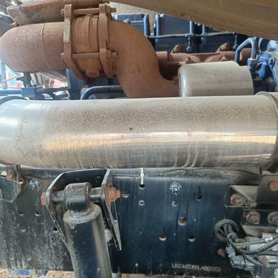 Voorste opheffing, dumpend type, zware Beiben trekkerkop met stuurbekrachtiging