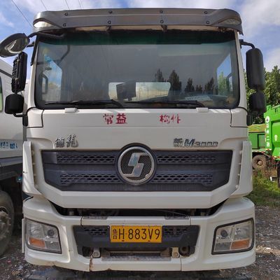 Shacman Sinotruk Chassis Hydraulisch stuur Betonmengtruck en verzendkosten