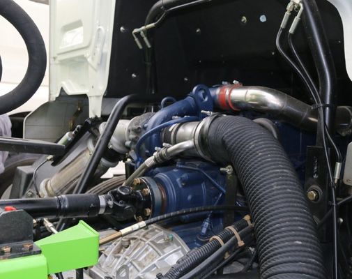 Shacman Hydraulisch stuur Cement Mixer Truck met handgeschakelde transmissie op maat