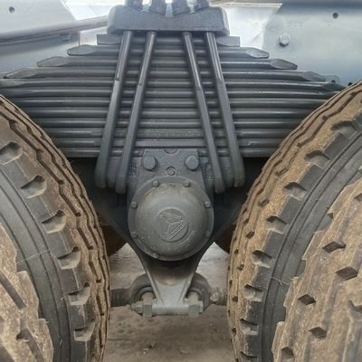 Off-Road Hydraulische Cement Mixer Truck met aangepaste kleur en prestaties van Sinotruk