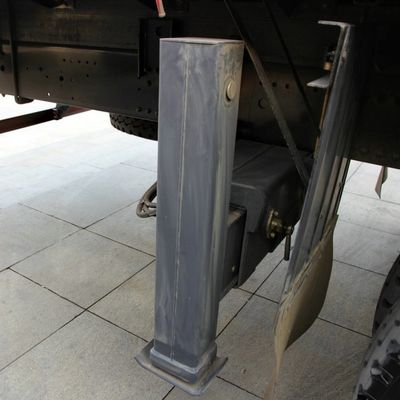 10 ton 12 ton vrachtwagen gemonteerde kraan met opvouwbaar ontwerp en 10245x2496x3450m laadvermogen