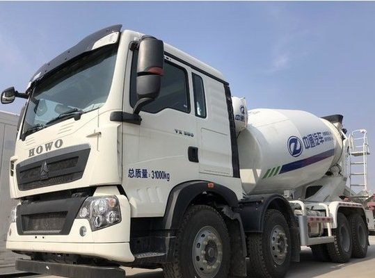 Dieseltruck gemonteerd mengtransport 2m3 8m3 12m3 4X2 /6X4/8X4 mobiele tanktruck HOWO handleiding