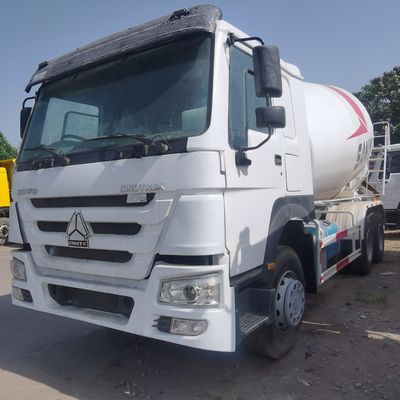 Handgestuurde transmissie type Sinotruk cementmengtruck voor zware constructiebehoeften