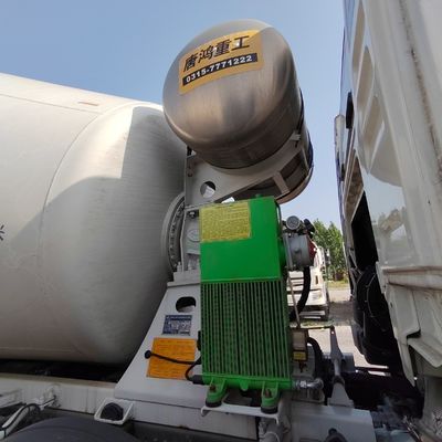 8X4 Sinotruck HOWO 350HP 371HP12-15 kubieke Betonmixer Truck met en zonder buizenbanden