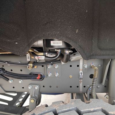 Tweedehands Sinotruk-tractortruck met koolstofstaal vrachtdoos in goede staat