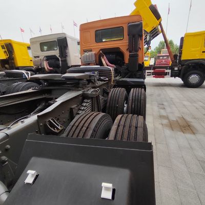 Carbon Steel Cargo Box Krachtige Hydraulische Dump Truck met Sinotruk Chassis 6 maanden