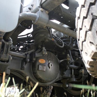 Sinotruk cementmixervoertuig met banden en hydraulisch stuursysteem