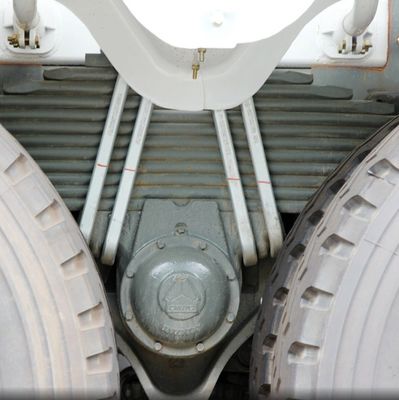 Sinotruk chassis en 400 pk De ideale voorgevoerde mixer truck voor zware constructie