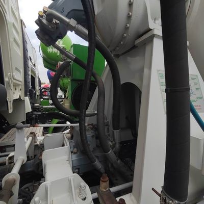 Handgeschakelde transmissie type 3m3-14m3 Betontruckmixer voor bouwmachines