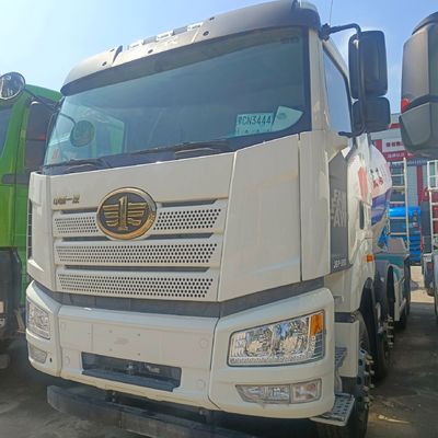 Mixertrucks met Sinotruk-chassis en hydraulisch stuursysteem Aanvankelijke betaling