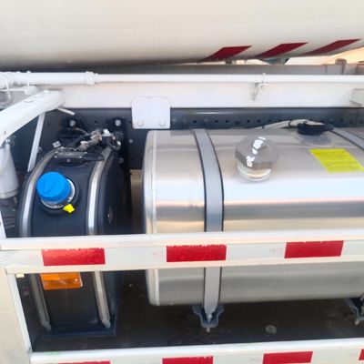 Brandstof Maximaal paardenvermogen 300-400 pk Diesel cementmengtruck voor bouwwerkzaamheden