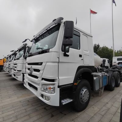 Reifen en hydraulisch stuur Zwaar werkend mijnbouwtransporter 6 maanden Na-verkoopservice
