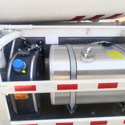 30 dagen terugkeerbeleid Betonmixer met hydraulisch stuur en krachtondersteuning