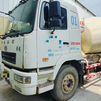Sinotruk 8m3 Diesel Agitator Truck met hydraulisch stuur