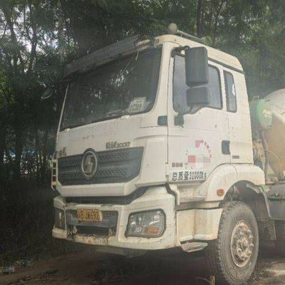 ZZ1257N3647N1 Sinotruk 12m3 Diesel Construction Mixer Truck met Power Assistance