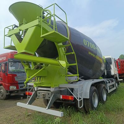HOWO Zware 6X4 380 pk 12m3 Betonmixer Truck met verzendkosten