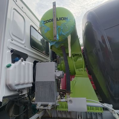 12m3 HOWO Professionele Betonmixer Truck met handgeschakelde versnellingsbak en 380 pk motor