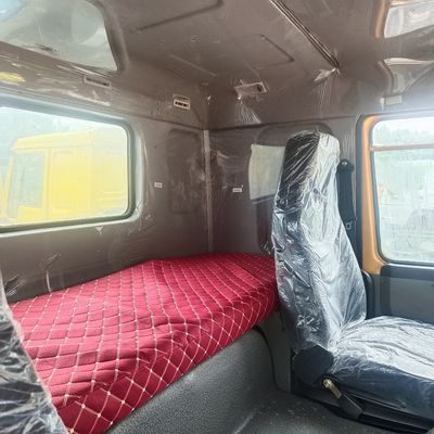 Brandstoftruck hoofd voor het slepen van half-aanhangwagens handgestuurde transmissie 600L tank US Currency