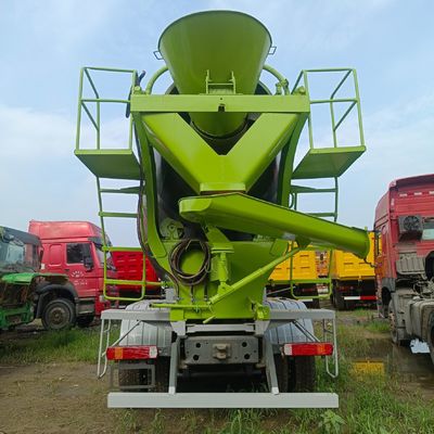Euro 3 HOWO 12m3 380 pk klassieke betonmixer met stuurondersteuning