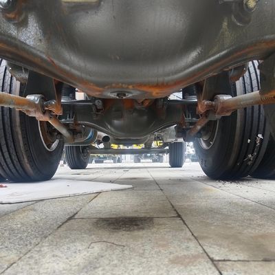 2024 ZZ4257N3247E1H 6.8x2.5x3.8m Zware HOWO-transportwagen voor slepen