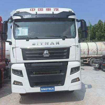 Dieseltractor met sleepvermogen en luchtophangstoel