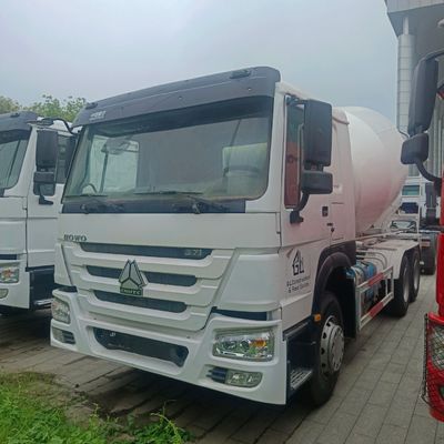 Euro 3-standaard 12m3 betonmixer met hydraulisch stuur en Sinotruk-chassis