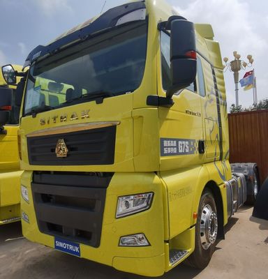 Trek- en vrachtbeheer HOWO Traktortruck met 6 maanden service na verkoop