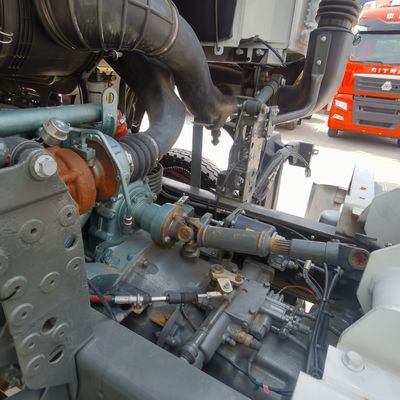 Vervaardiging van elektrisch bediende, met hulp van de stuurfunctie bediende zware mengtruck met banden en Euro 3-emissienorm