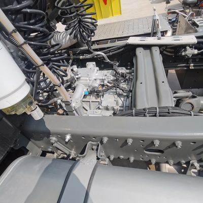 Versatile vrachtwagen voor wereldwijde goederenvervoer