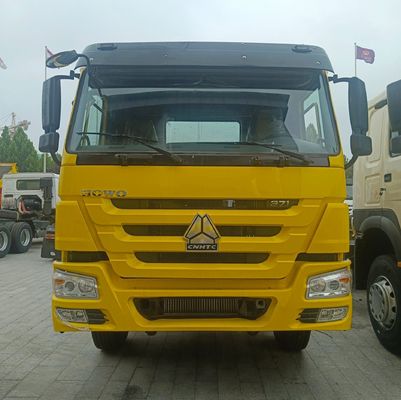 31-40 ton laadvermogen Sinotruck 6X4 Traktor HOWO6X4 Trak met een tankvermogen van 400L