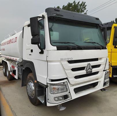 Sinotruk waterleveringswagen met onderstel voor het vervoer van veilig drinkwater