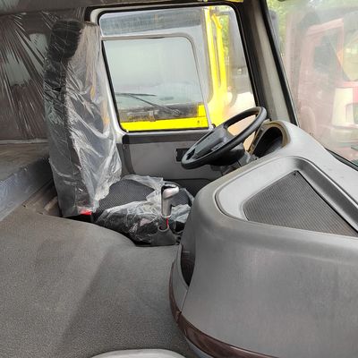 Sinotruk waterleveringswagen met onderstel voor het vervoer van veilig drinkwater