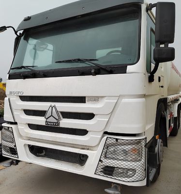 Sinotruk HOWO 6X4 waterleverancierstruck voor zware voertuigen met Euro 3-emissiestandaard