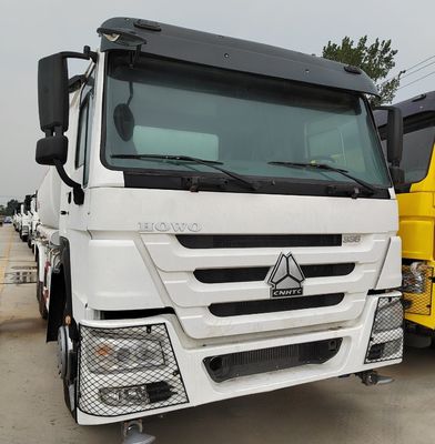 Bespuiting Sinotruk HOWO 6X4 waterleverancier met pakket brutogewicht 13570.000kg