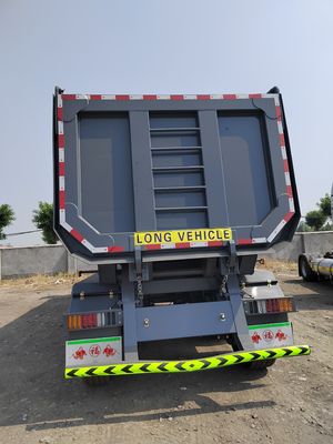 Op maat gemaakte kleuren zelfontlaadbare graantransport aanhangwagen 8000-9000 mm wielbasis en meer