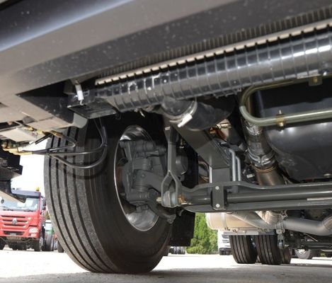 Sinotruk HOWO Cnl LNG-tractorkop voor het slepen van een halfrol 6×4 aandrijflijn