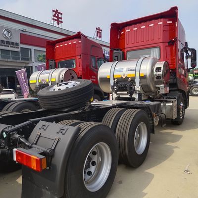 Dongfeng Tianlong 6X4 LNG Automatische transmissie buisloze banden tractie transport vrachtwagen