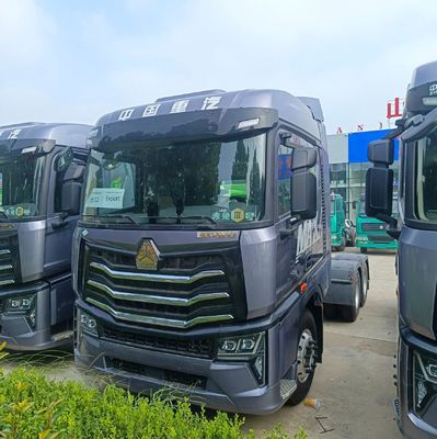 6 maanden HOWO 6X4 LNG-tractor met hydraulisch stuur en automatische transmissie