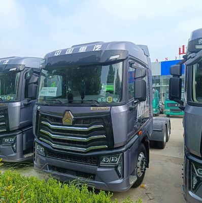 Nationale zware vrachtwagen HOWO 6X4 LNG Automatic Transmission Multi-Purpose Truck