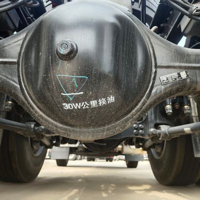 Dongfeng Tianlong 6X4 4X2 LNG Gas Tractor Transport Truck 580HP tot 700HP Tractor voor uw