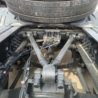 Aanvankelijke betaling Sinotruk chassis 580 pk vrachtwagen met automatisch LNG-transmissie systeem