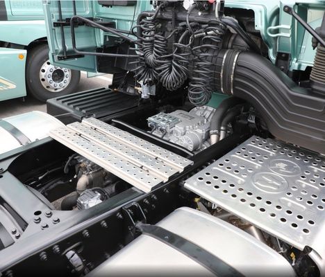 8800.000kg Bruto Gewicht 580 pk LNG FAW 6*4 en 4*2 Traktortruck met een laadvermogen van 31-40 t