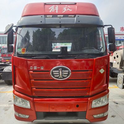 Tubeless Tire Design FAW Jiefang J6plng Gas 6X4 en 6X2 Traction Transport Trucks Trekkers