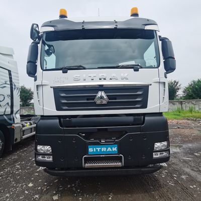 Trekking met zware vrachtwagen Sinotruk Sitrak CNG Truck Op maat gemaakte aanvraag en verzending
