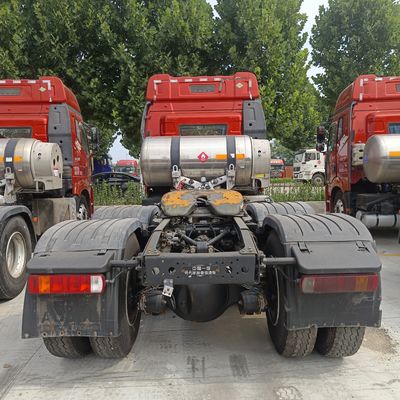 CA4250P66M25T1E6 6X4 trekkertruck met stuurondersteuning en DOT-certificering