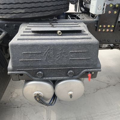 6×4 aandrijflijn Sinotruk Chassis Liberation Gas Tractor Trailer Truck 530 pk Capaciteit