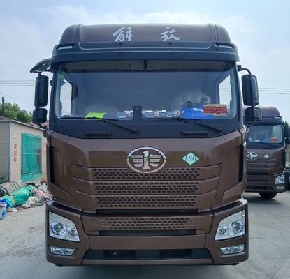 Vervoertruck 4*2 met handgestuurde transmissie met bevrijding Jh6 en krachtondersteuning
